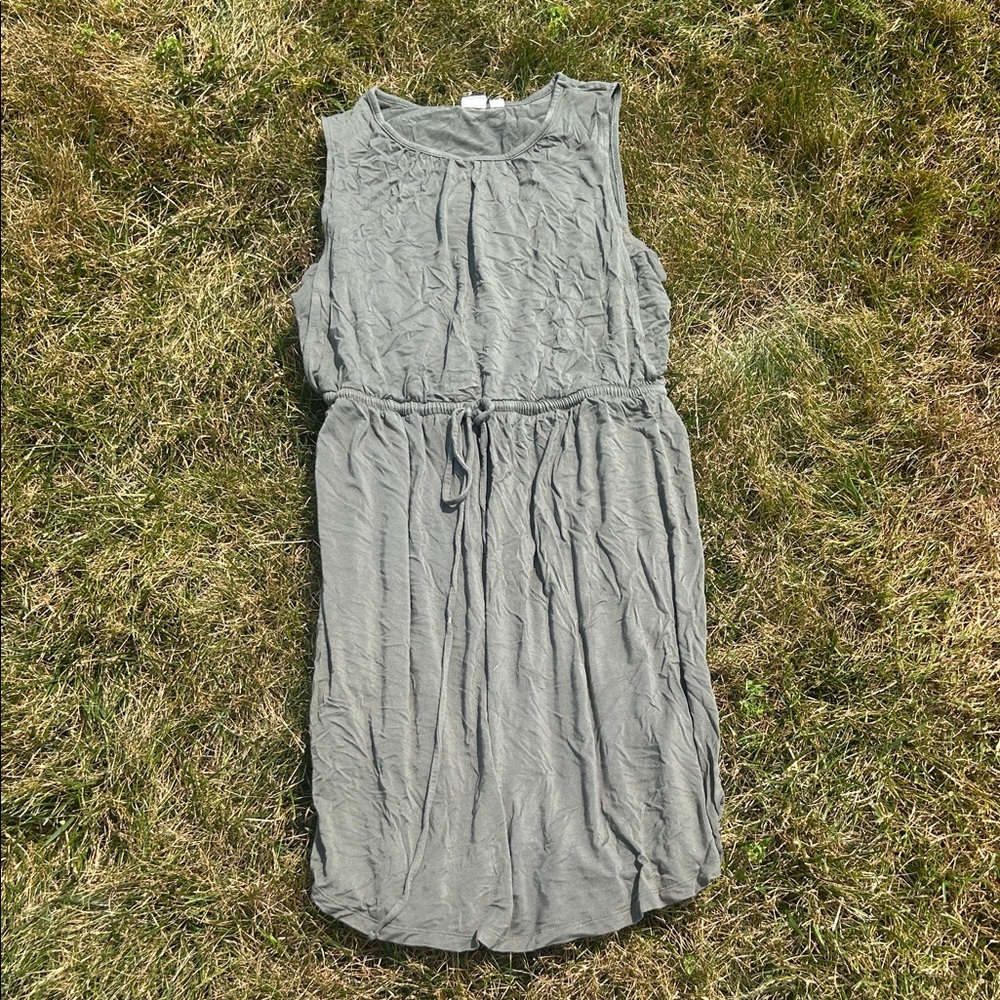 GAP Sleeveless Gray Midi Maternity dress